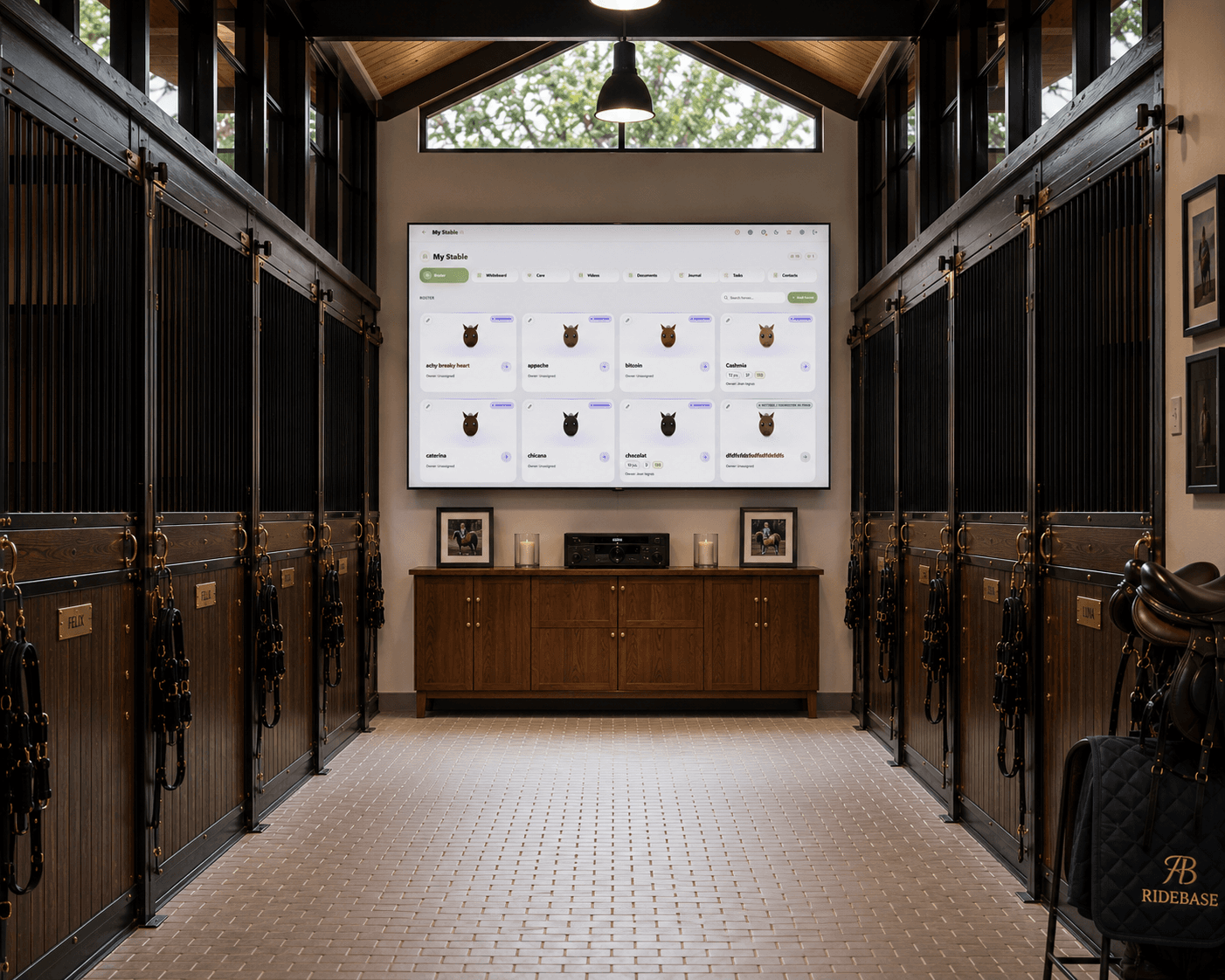 The whole barn, on one screen.
